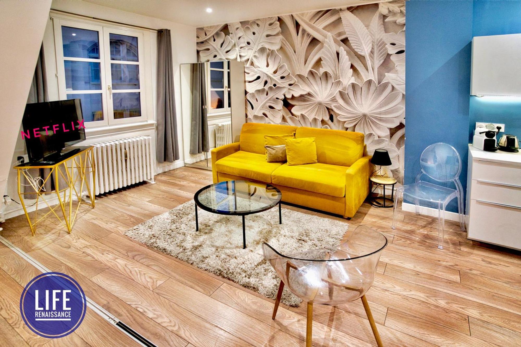 Life Renaissance - New Concept - Place Kleber *